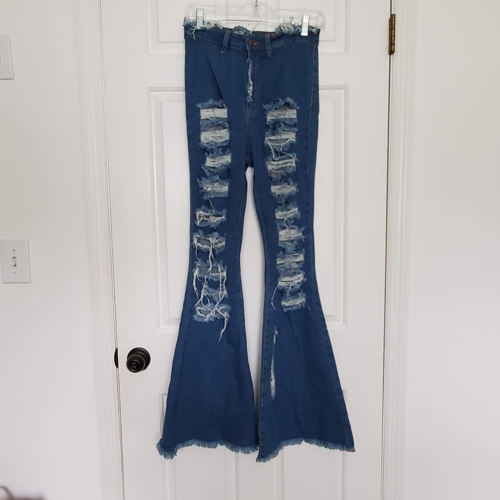 2for$20 Fashion Nova 9 29 ripped up flare jeans jeggings high rise
